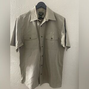 Eddie Bauer Men's Casual Button Down Shirt - Khaki